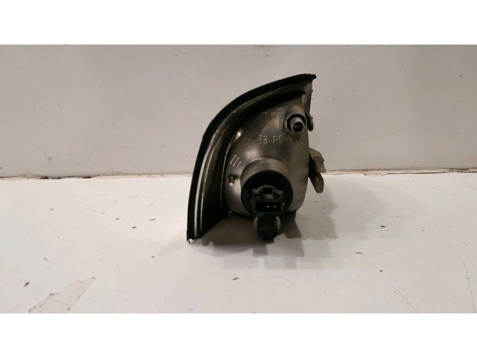 PILOTO INTERMITENTE DELANTERO IZQUIERDO VOLVO S80 2000