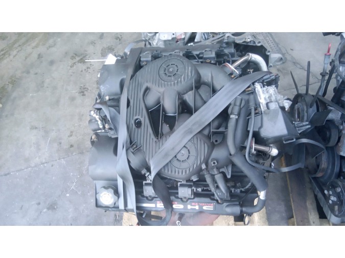 Motor CHRYSLER SEBRING 2001