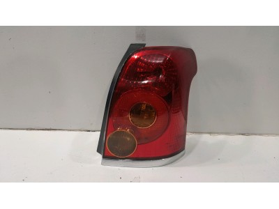 PILOTO TRASERO DERECHO TOYOTA AVENSIS 2006