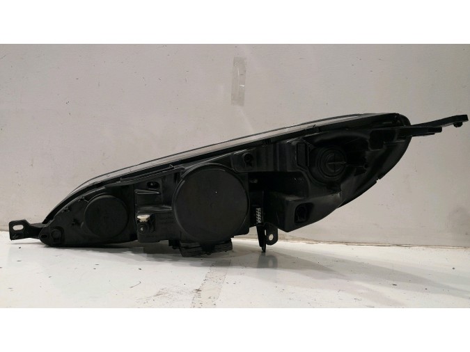 FARO DELANTERO DERECHO PEUGEOT 407 2010