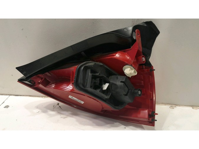 PILOTO TRASERO IZQUIERDO RENAULT MÉGANE ROJO / BLANCO / 2006