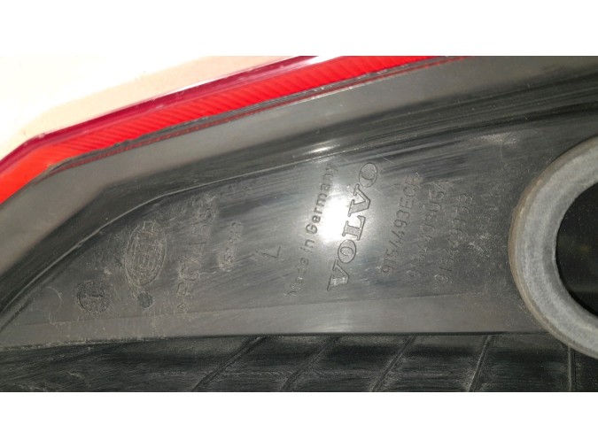 PILOTO TRASERO IZQUIERDO VOLVO V70 2003
