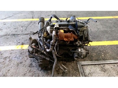 MOTOR CON ACCESORIOS Y CAJA DE CAMBIOS JAGUAR X TYPE 2005