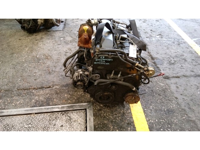 MOTOR CON ACCESORIOS Y CAJA DE CAMBIOS JAGUAR X TYPE 2005