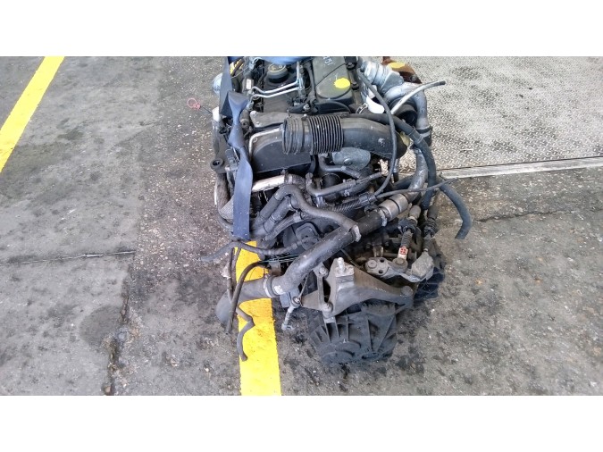 MOTOR CON ACCESORIOS Y CAJA DE CAMBIOS JAGUAR X TYPE 2005