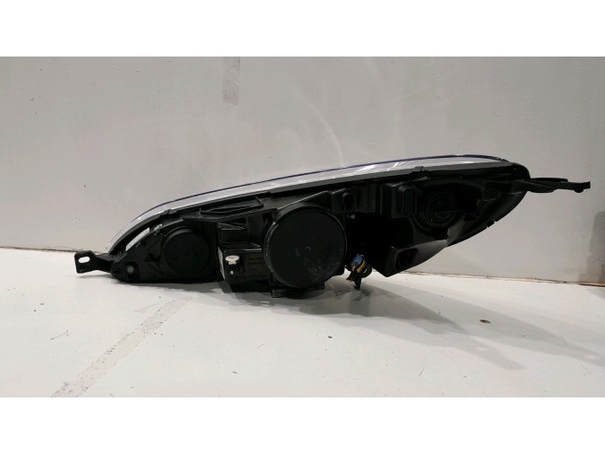 FARO DELANTERO DERECHO PEUGEOT 407 2010