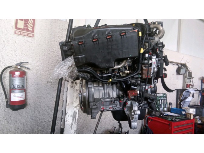Motor PEUGEOT 307 2004