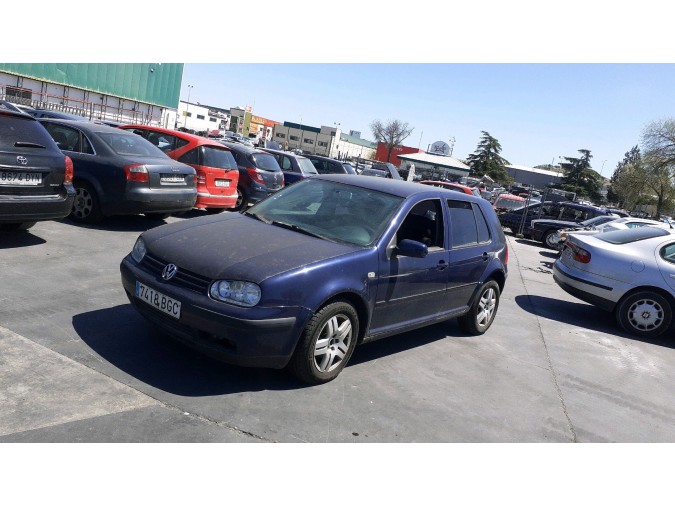 ELEVALUNAS TRASERO DERECHO VOLKSWAGEN GOLF 2001