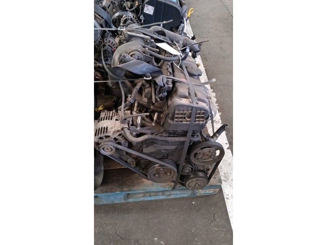 MOTOR CON ACCESORIOS Y CAJA DE CAMBIOS CITROEN XSARA 1999