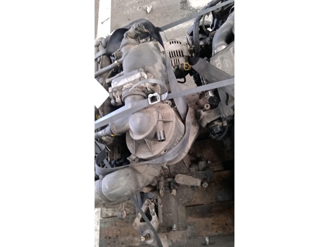 MOTOR CON ACCESORIOS Y CAJA DE CAMBIOS CITROEN XSARA 1999