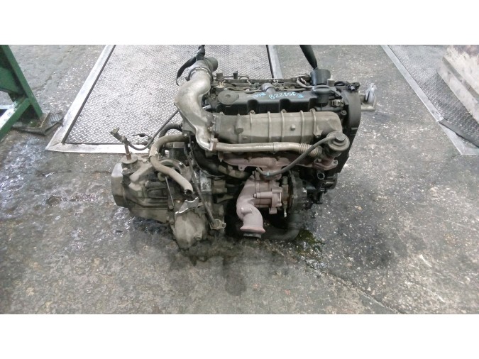 MOTOR CON ACCESORIOS Y CAJA DE CAMBIOS PEUGEOT 406 2000