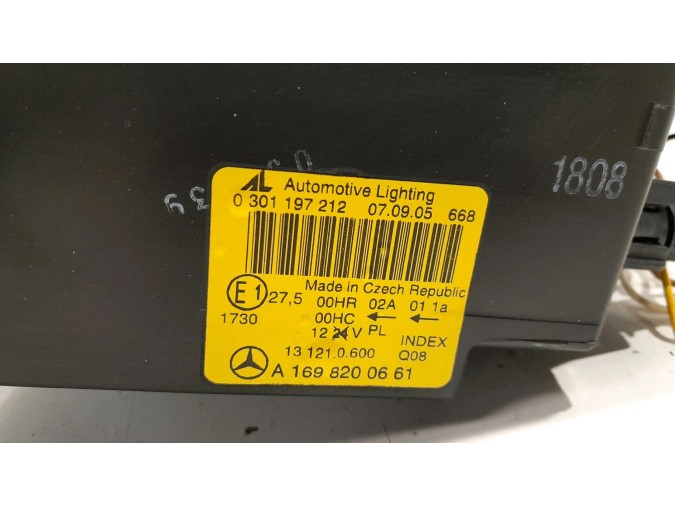 FARO DELANTERO DERECHO MERCEDES CLASE A 2005