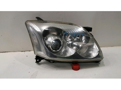 FARO DELANTERO DERECHO TOYOTA AVENSIS 2005