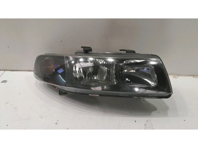 FARO DELANTERO DERECHO SEAT TOLEDO 1999