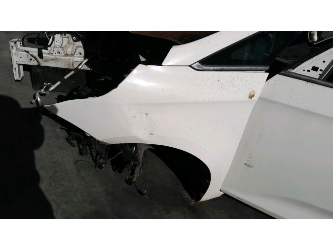 ALETA DELANTERA IZQUIERDA KIA CARENS 2016