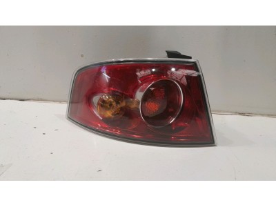 PILOTO TRASERO IZQUIERDO EXTERIOR SEAT IBIZA 2004