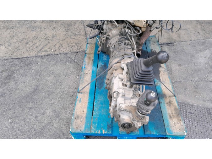 MOTOR CON ACCESORIOS SIN CAJA DE CAMBIOS SUZUKI VITARA 2000