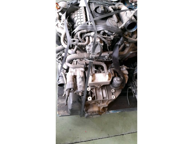 MOTOR CON ACCESORIOS Y CAJA DE CAMBIOS SEAT ALTEA 2000