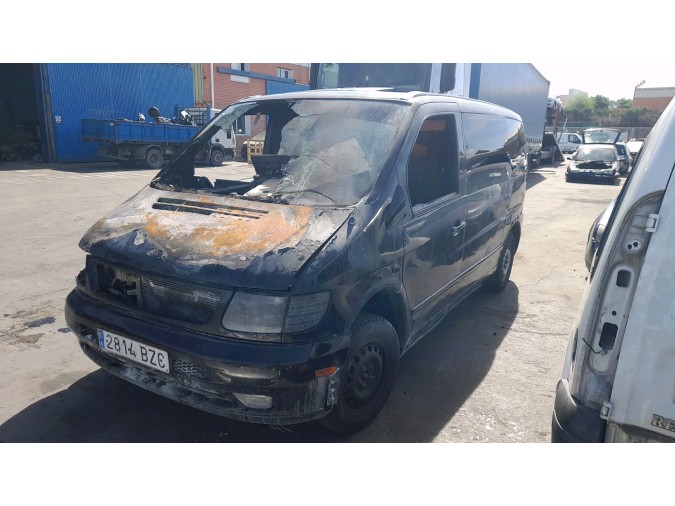 Parachoques delantero MERCEDES 108 D 1996