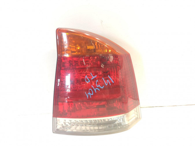PILOTO TRASERO DERECHO OPEL VECTRA 2003