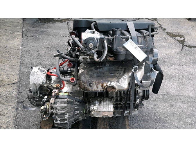 MOTOR CON ACCESORIOS Y CAJA DE CAMBIOS VOLKSWAGEN GOLF 1998