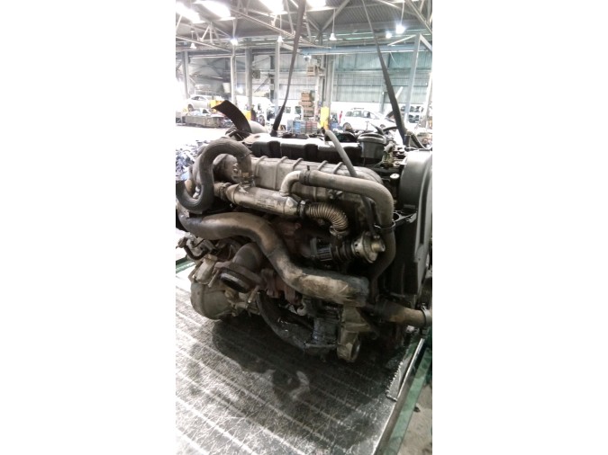 MOTOR CON ACCESORIOS Y CAJA DE CAMBIOS CITROEN BERLINGO 2002