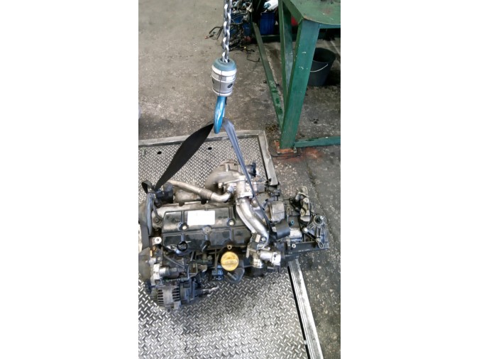 MOTOR CON ACCESORIOS Y CAJA DE CAMBIOS RENAULT SCÉNIC 2006