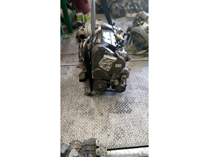 MOTOR CON ACCESORIOS Y CAJA DE CAMBIOS RENAULT SCÉNIC 2006