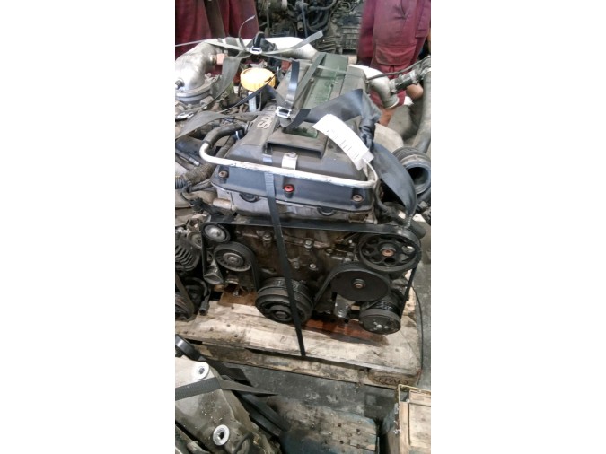 MOTOR CON ACCESORIOS Y CAJA DE CAMBIOS SAAB 9-3 1999