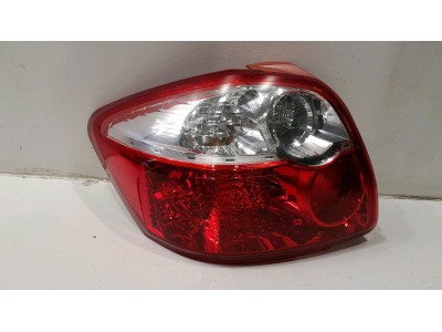 PILOTO TRASERO  IZQUIERDO TOYOTA AURIS 40567