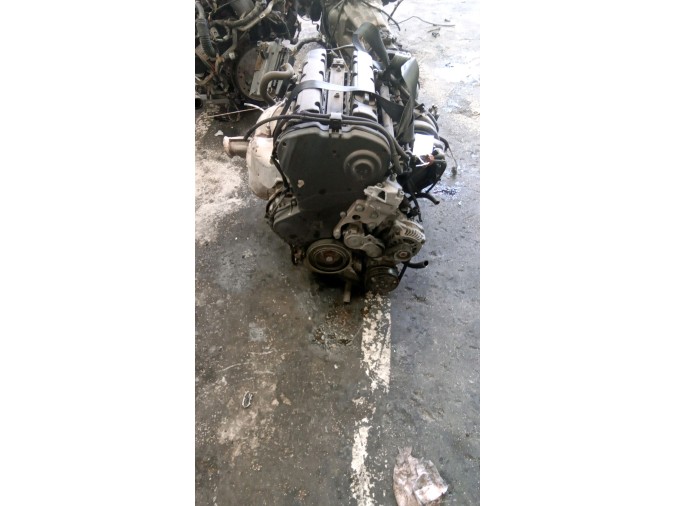 MOTOR CON ACCESORIOS Y CAJA DE CAMBIOS PEUGEOT 307 2007