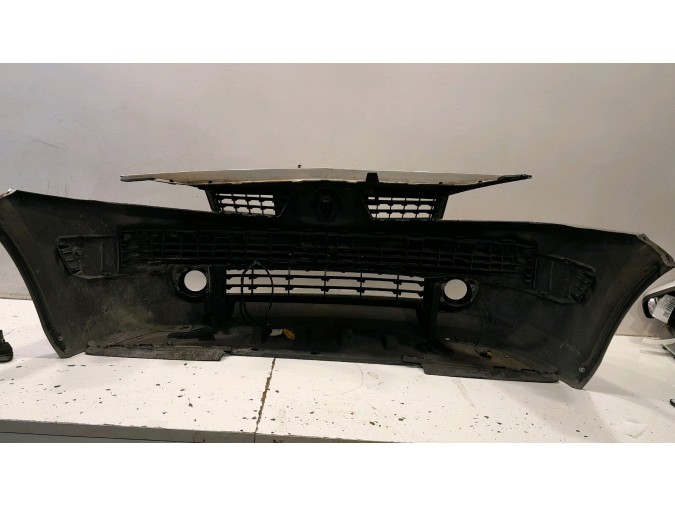 PARACHOQUES DELANTERO RENAULT MEGANE GRIS 2003