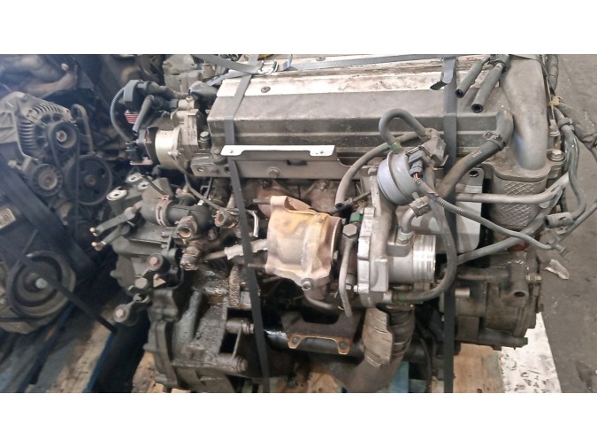 MOTOR CON ACCESORIOS Y CAJA DE CAMBIOS OPEL AGILA 2000