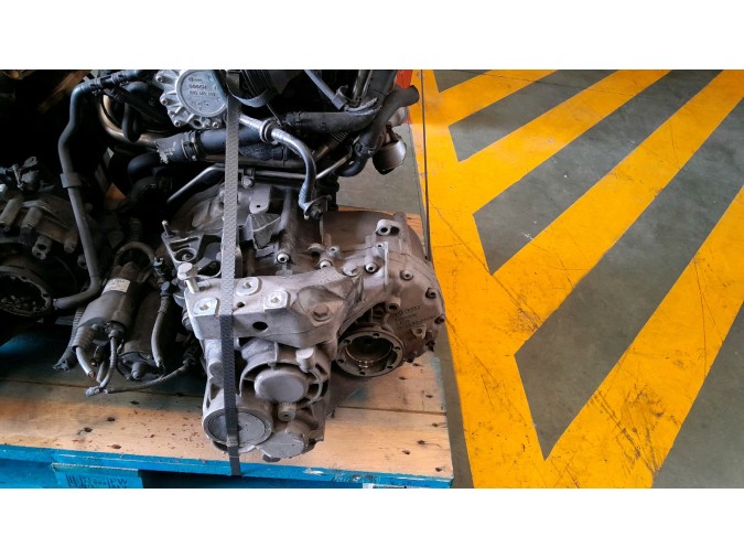 MOTOR CON ACCESORIOS Y CAJA DE CAMBIOS SEAT LEON 2007