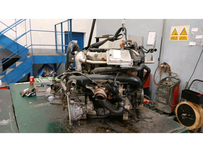 MOTOR CON ACCESORIOS Y CAJA DE CAMBIOS PEUGEOT 406 1999