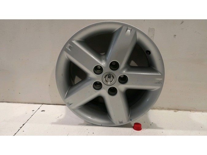 LLANTA SO NISSAN X TRAIL 2000