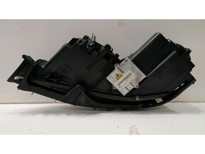FARO DELANTERO DERECHO MAZDA 6 2004