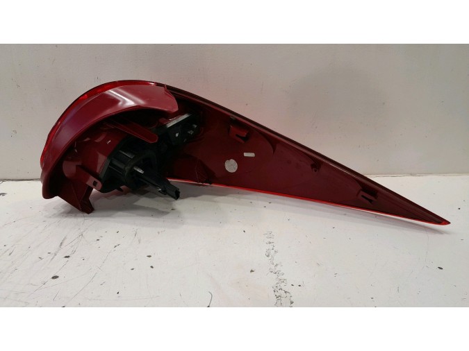 PILOTO TRASERO IZQUIERDO PEUGEOT 207 2010