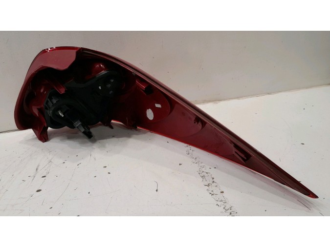 PILOTO TRASERO IZQUIERDO PEUGEOT 207 2010