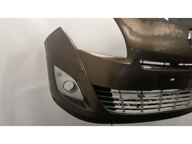 PARAGOLPES DELANTERO RENAULT SCENIC MARRON 2009