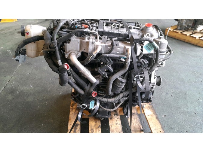 MOTOR CON ACCESORIOS Y CAJA DE CAMBIOS CHEVROLET CRUZE 2013