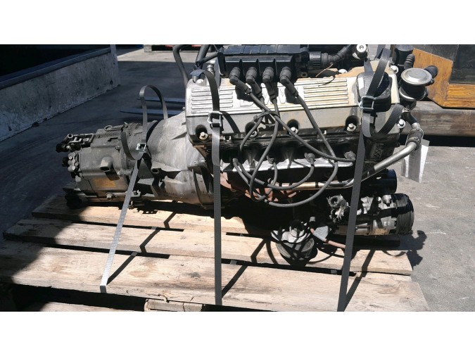 MOTOR CON ACCESORIOS Y CAJA DE CAMBIOS BMW 318 36795
