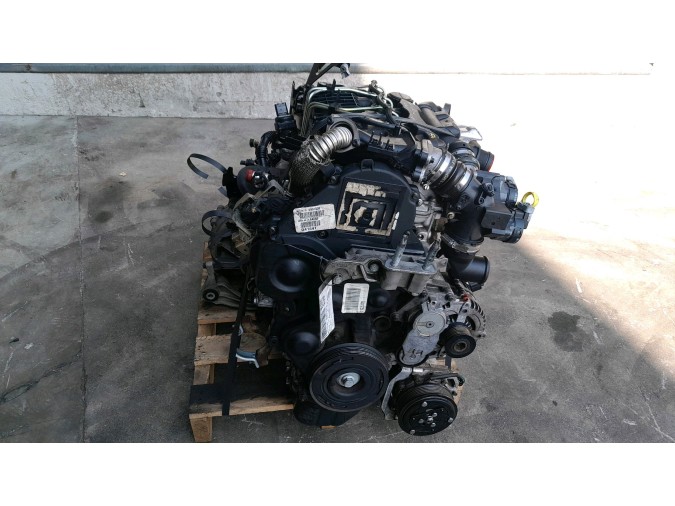 MOTOR CON ACCESORIOS SIN CAJA DE CAMBIOS VOLVO S40 38882