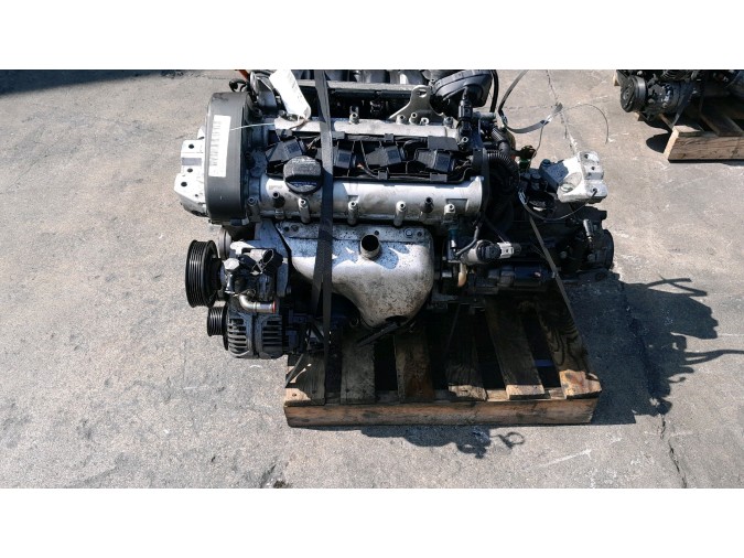 MOTOR CON ACCESORIOS Y CAJA DE CAMBIOS SEAT LEON 2001