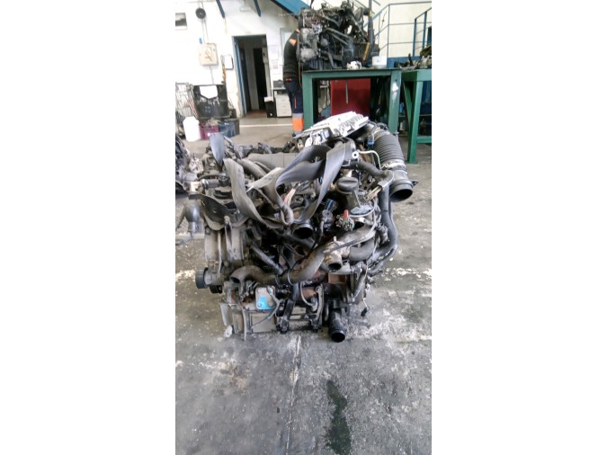 MOTOR CON ACCESORIOS Y CAJA DE CAMBIOS CITROEN C4 PICASSO 2008