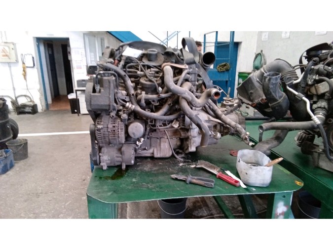 MOTOR CON ACCESORIOS Y CAJA DE CAMBIOS CITROEN XSARA PICASSO 2002