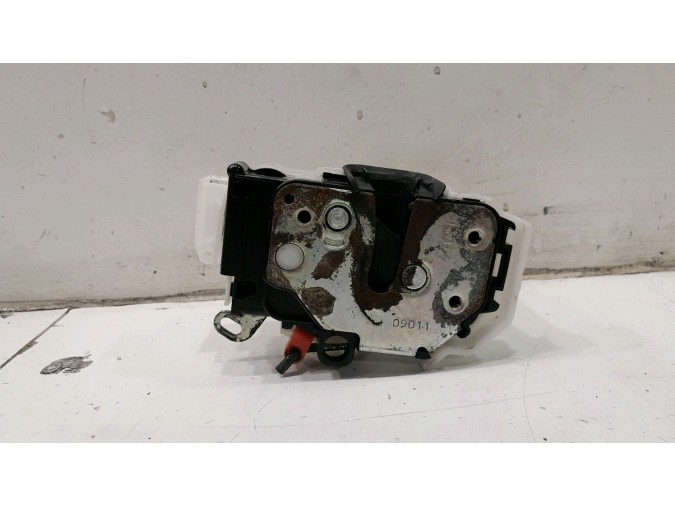 CERRADURA PUERTA TRASERA IZQUIERDA FIAT FIORINO 2011