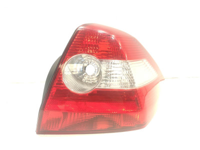PILOTO TRASERO DERECHO RENAULT MEGANE 2004