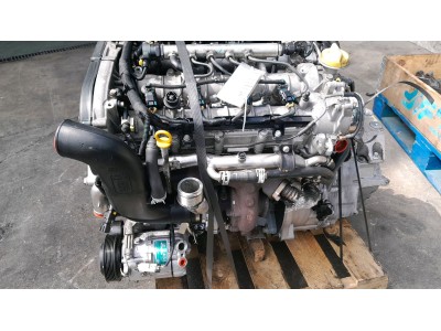 MOTOR CON ACCESORIOS Y CAJA DE CAMBIOS SAAB 9-3 2006