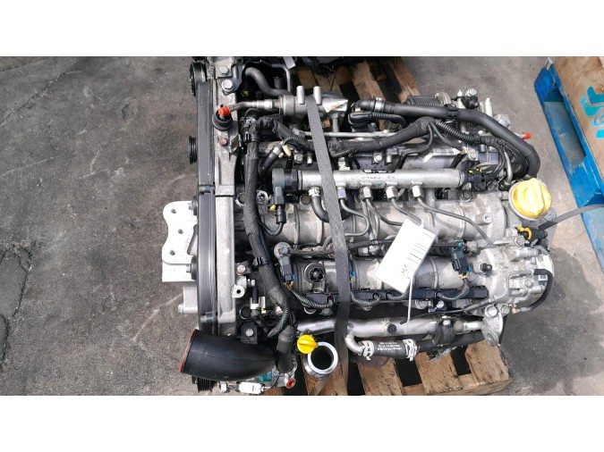 MOTOR CON ACCESORIOS Y CAJA DE CAMBIOS SAAB 9-3 2006